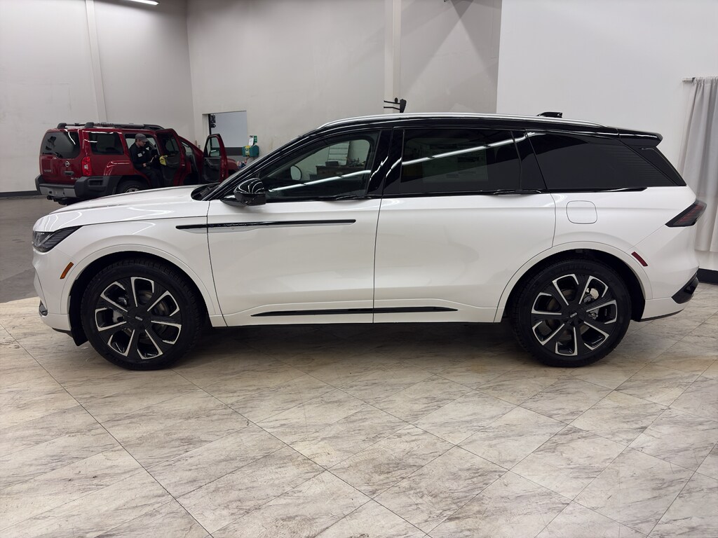 New 2026 Lincoln Nautilus Reserve SUV