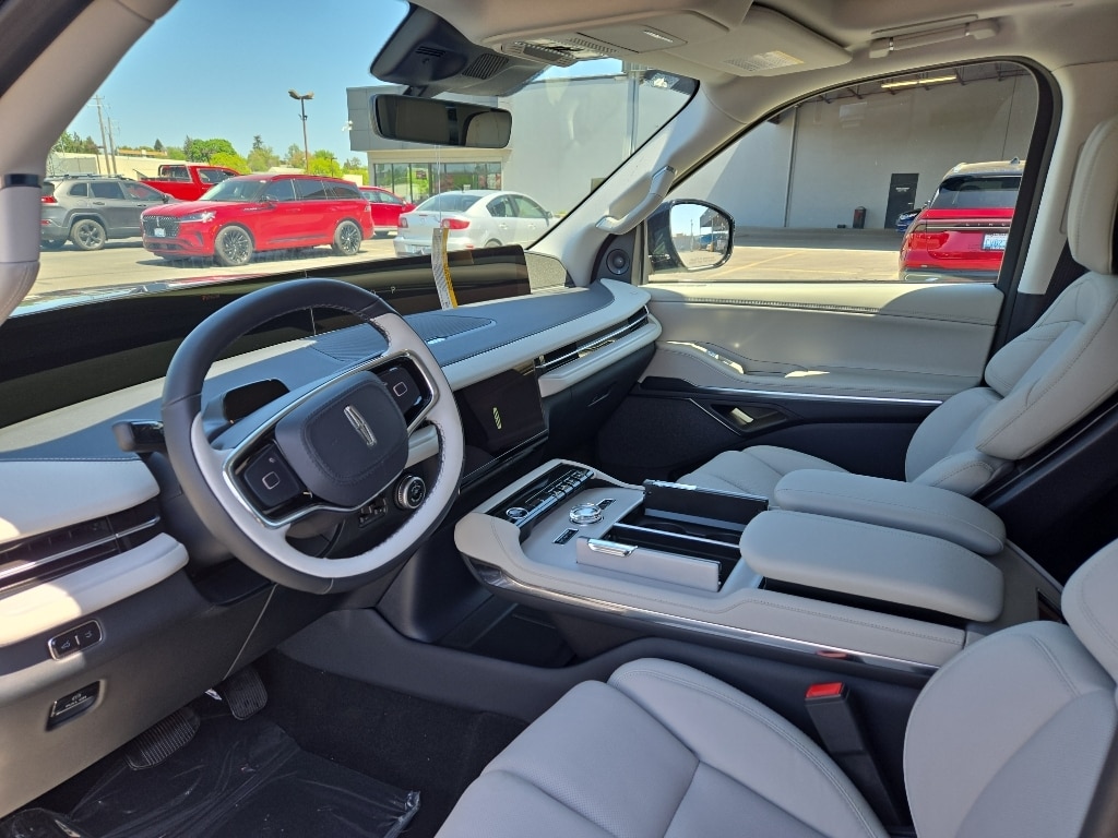 2026 Lincoln Navigator Reserve - Photo 12