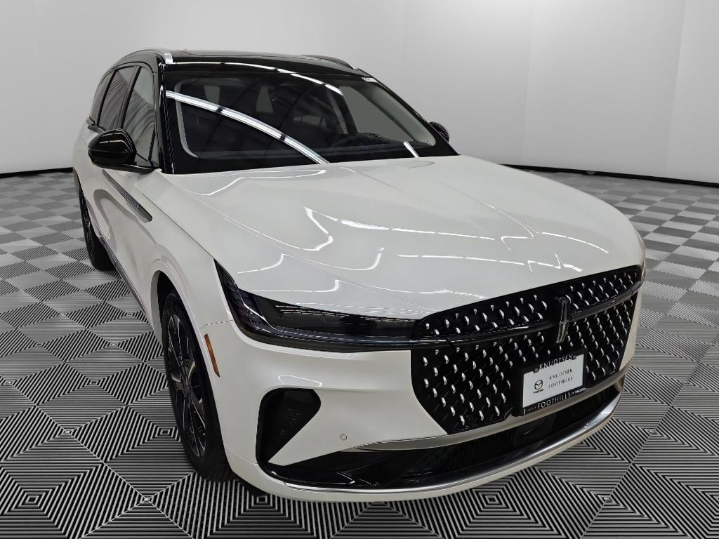 2026 Lincoln Nautilus Reserve's photo