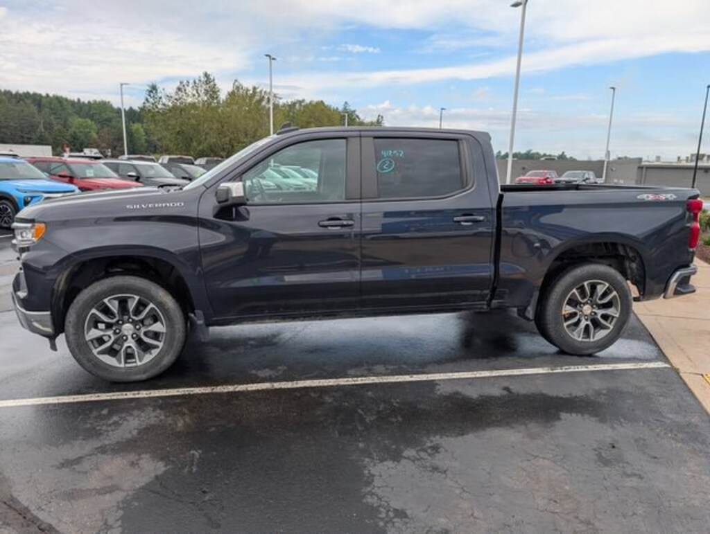 Used 2024 Chevrolet Silverado 1500 LT (2FL) Truck