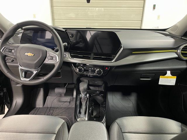 2026 Chevrolet Trax LT - Photo 13