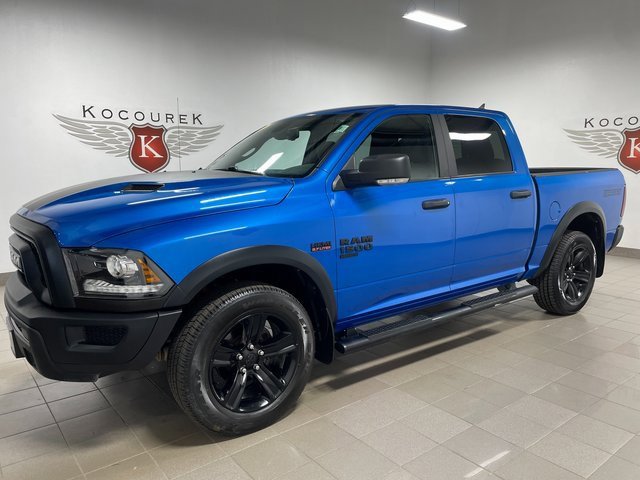 2021 Ram 1500 Classic SLT photo 3