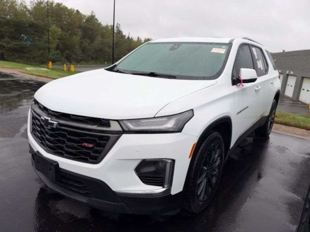 Used 2023 Chevrolet Traverse RS SUV