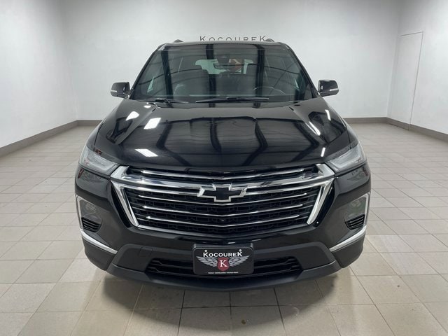 Used 2023 Chevrolet Traverse 3LT with VIN 1GNEVHKW0PJ241902 for sale in Wausau, WI