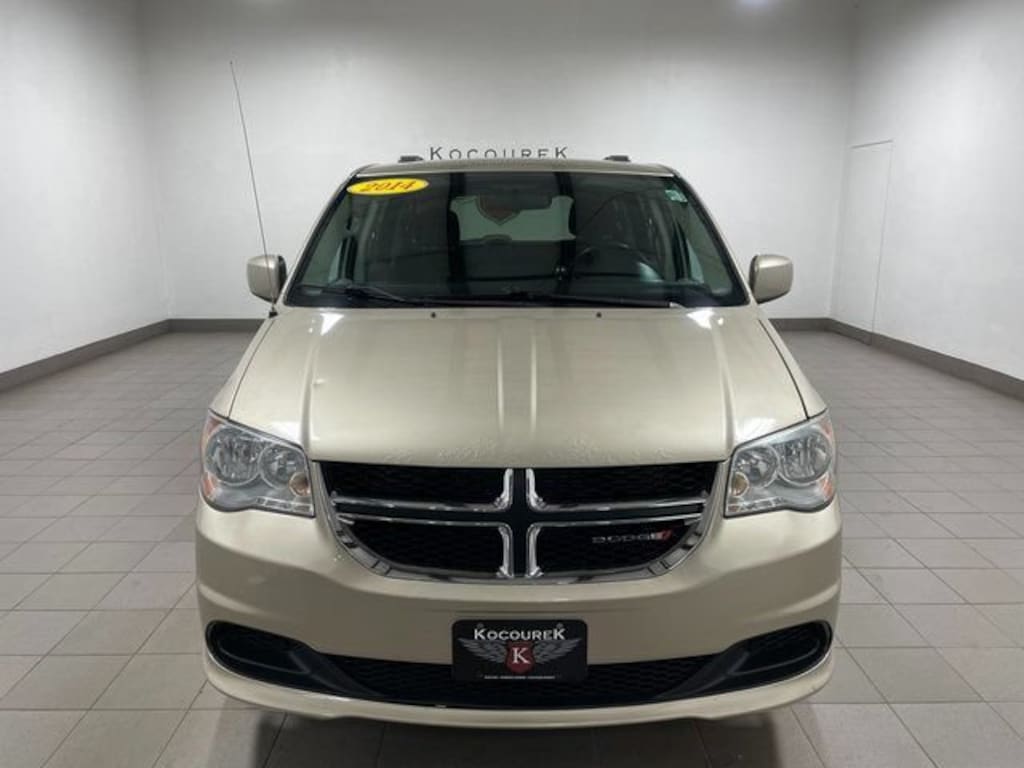 Used 2014 Dodge Grand Caravan SXT