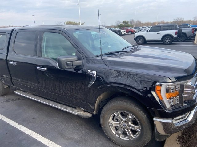 2023 Ford F-150 XL photo 2