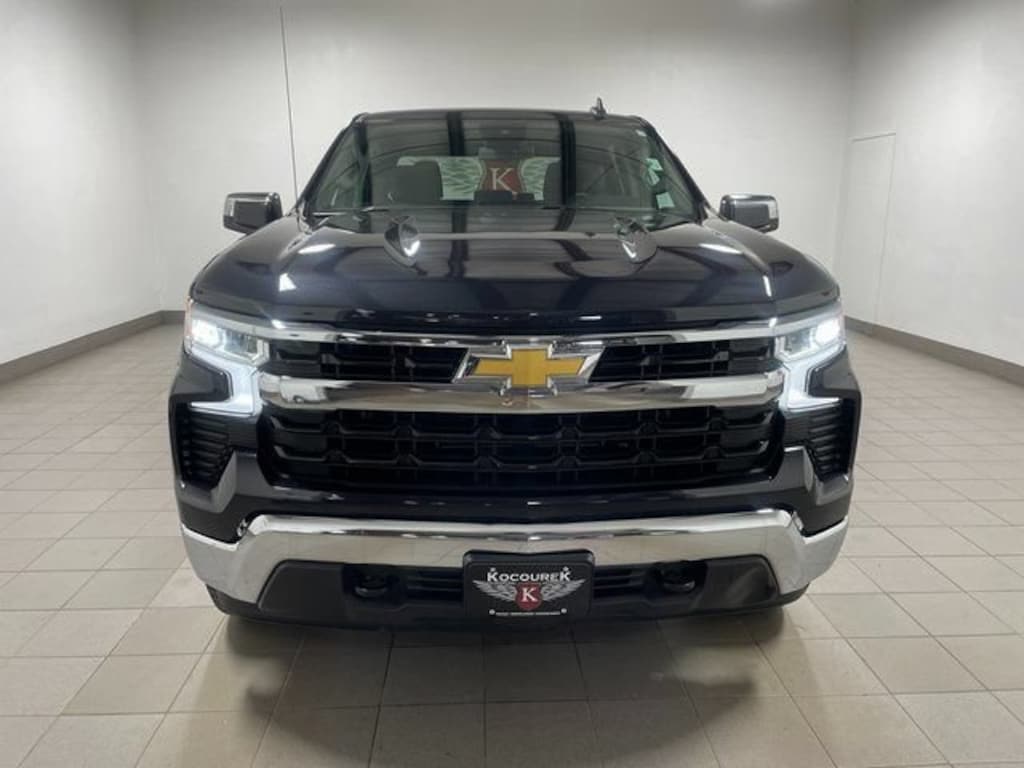 Used 2024 Chevrolet Silverado 1500 LT (2FL) Truck