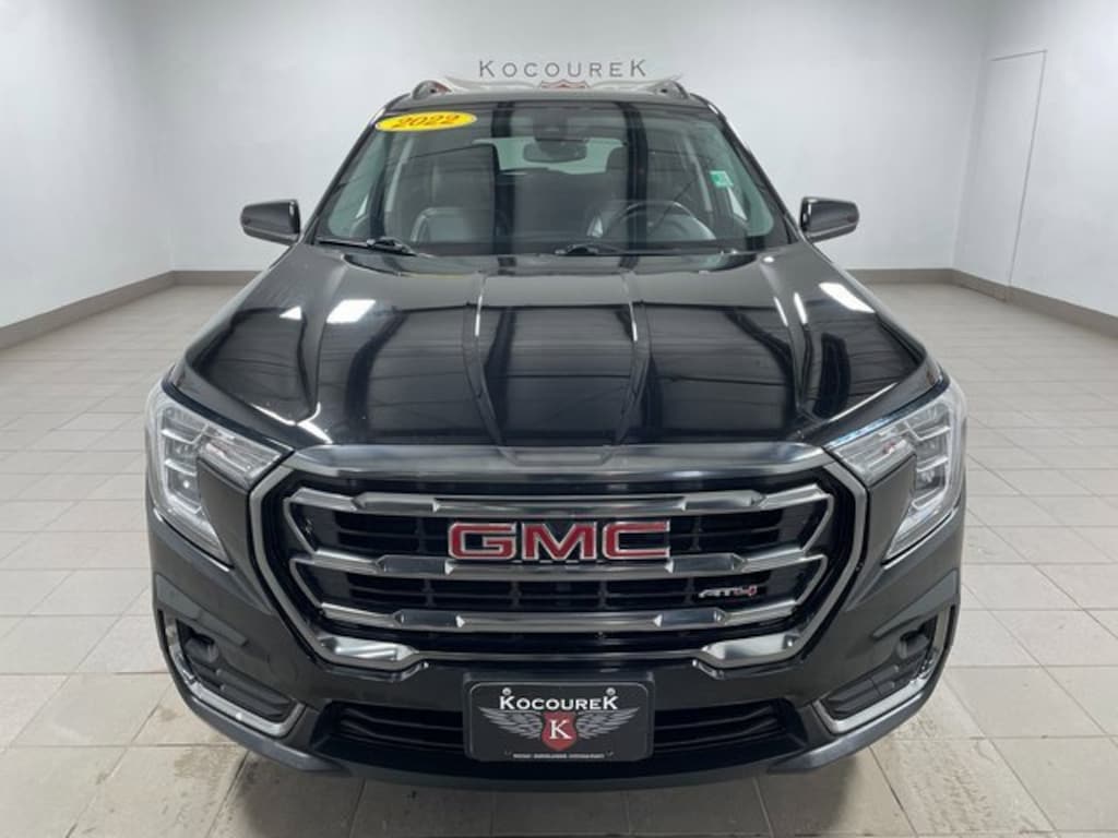 Used 2022 Chevrolet Traverse LT Cloth SUV