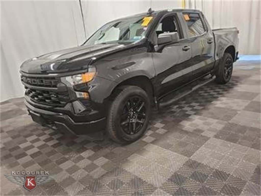 Used 2024 Chevrolet Silverado 1500 Custom Truck