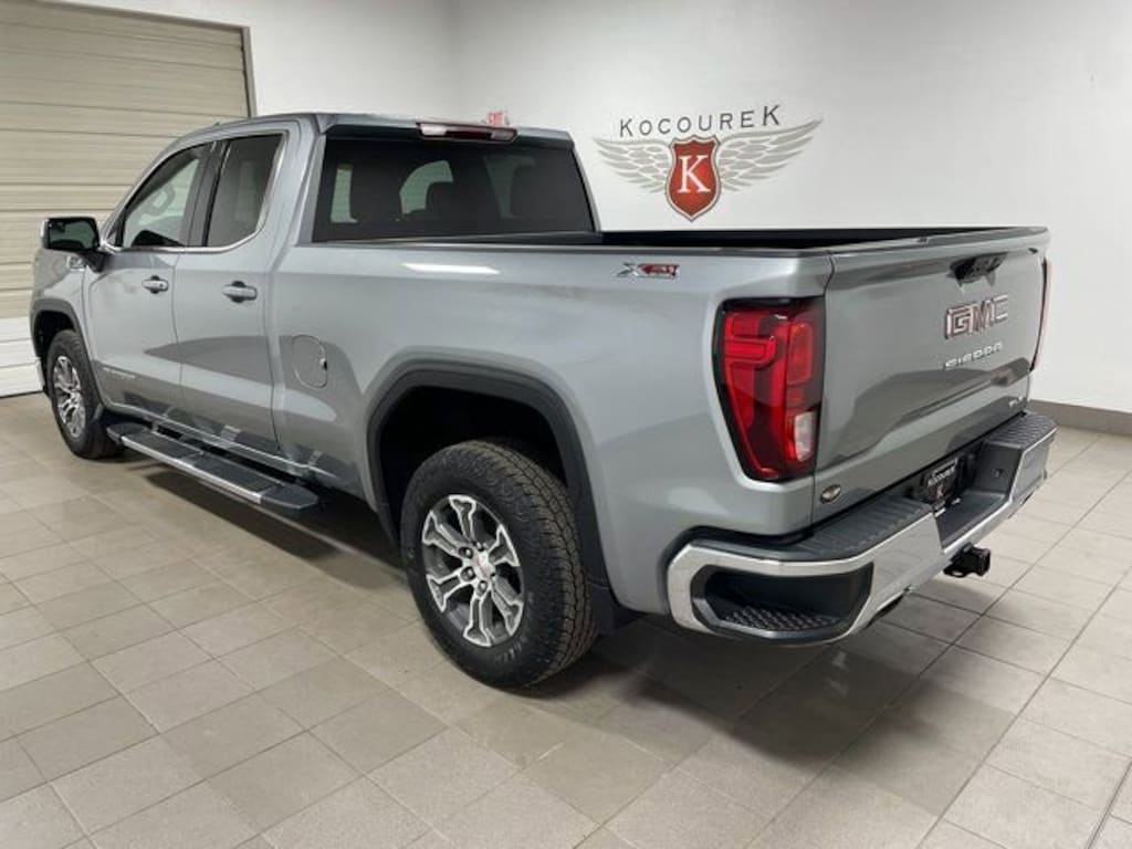Used 2023 GMC Sierra 1500 SLE Truck