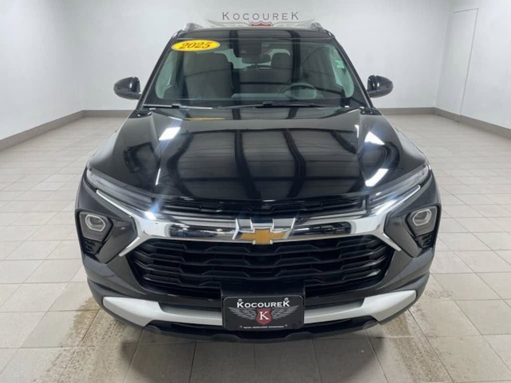 Used 2025 Chevrolet Trailblazer LT SUV
