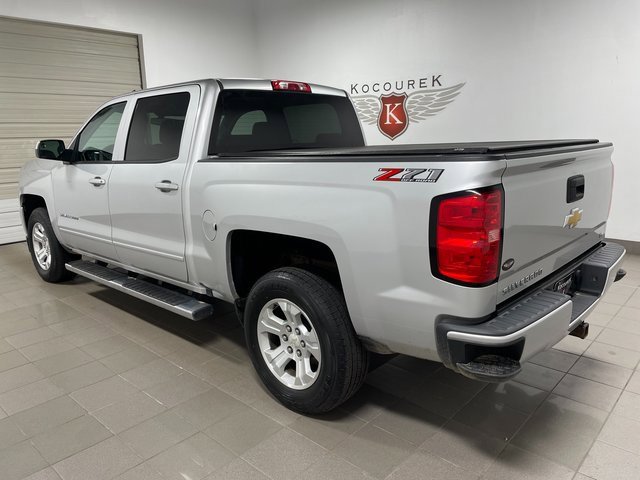 2018 Chevrolet Silverado 1500 LT photo 4