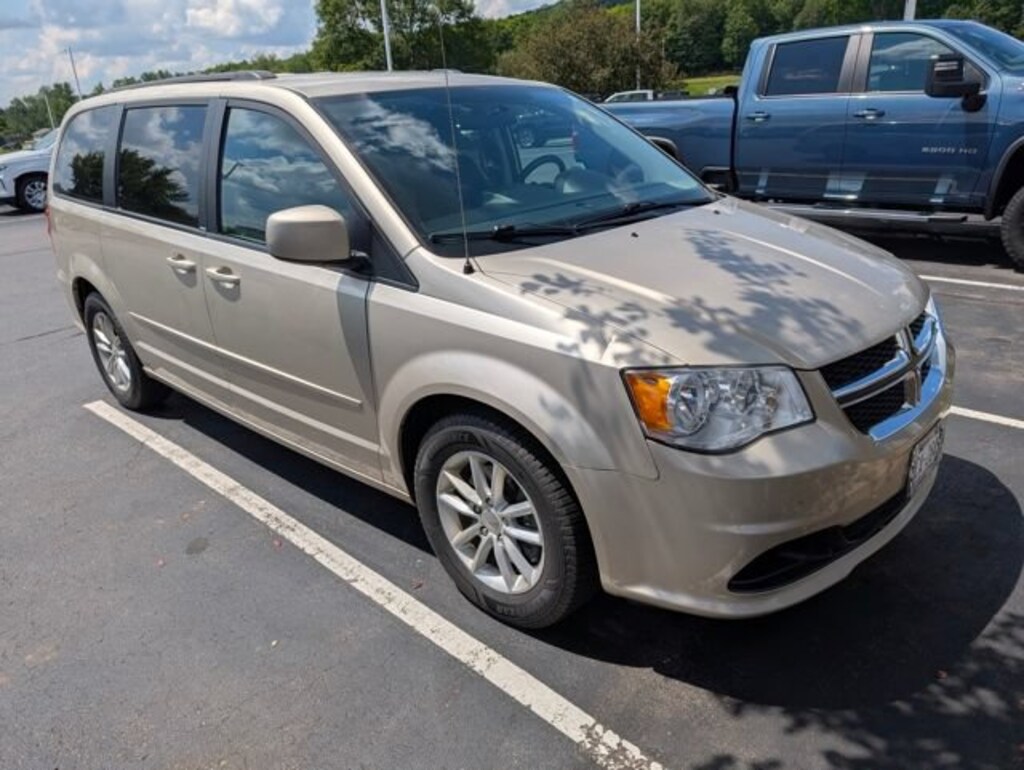 Used 2014 Dodge Grand Caravan SXT