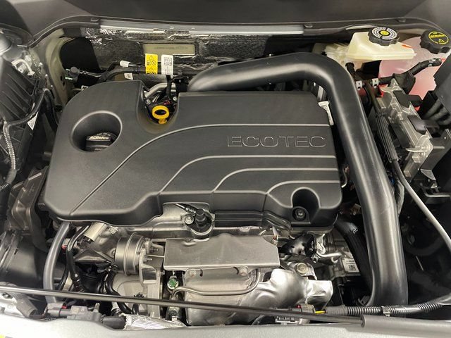 2027 Chevrolet Equinox RS - Photo 23