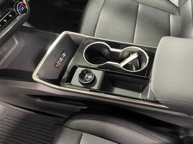 2026 Chevrolet Equinox LT - Photo 17