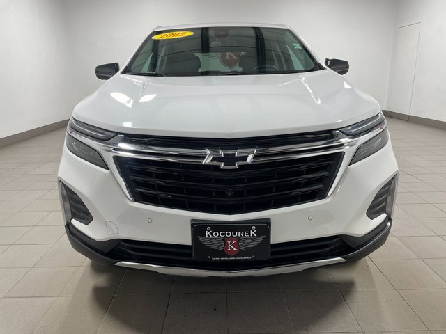 2022 Chevrolet Equinox LT photo 2