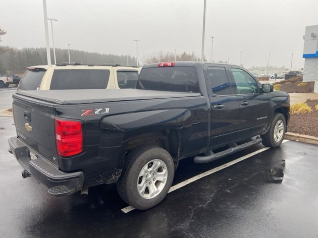 Used 2018 Chevrolet Silverado 1500 LT Truck