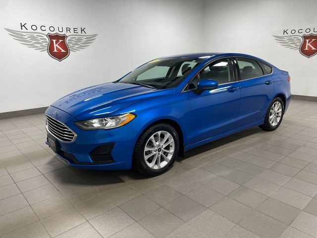 2019 Ford Fusion SE photo 3