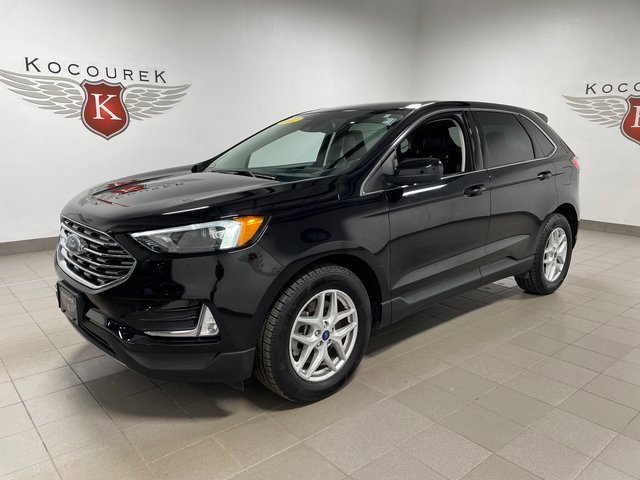 2022 Ford Edge SEL photo 3