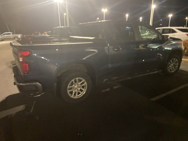 2019 Chevrolet Silverado 1500 LT photo 3