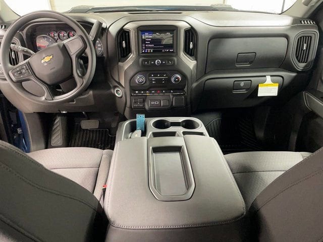 2026 Chevrolet Silverado 2500 HD Custom - Photo 13