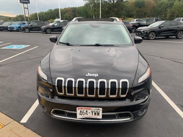 Used 2016 Jeep Cherokee Limited with VIN 1C4PJMDS3GW375385 for sale in Wausau, WI