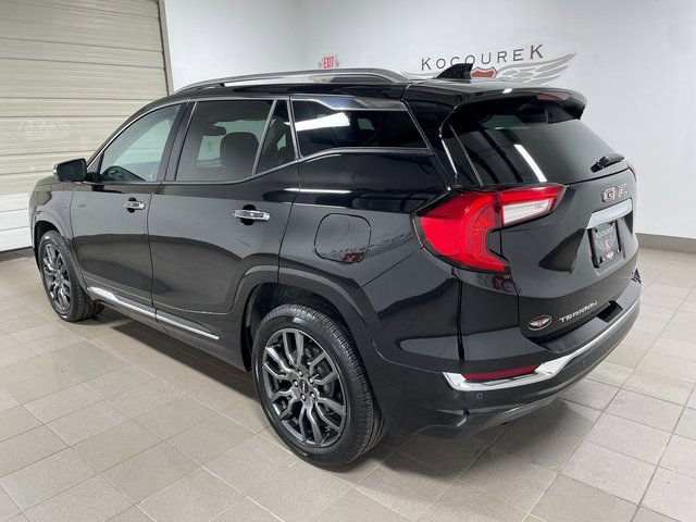 2023 Gmc Terrain Denali photo 2