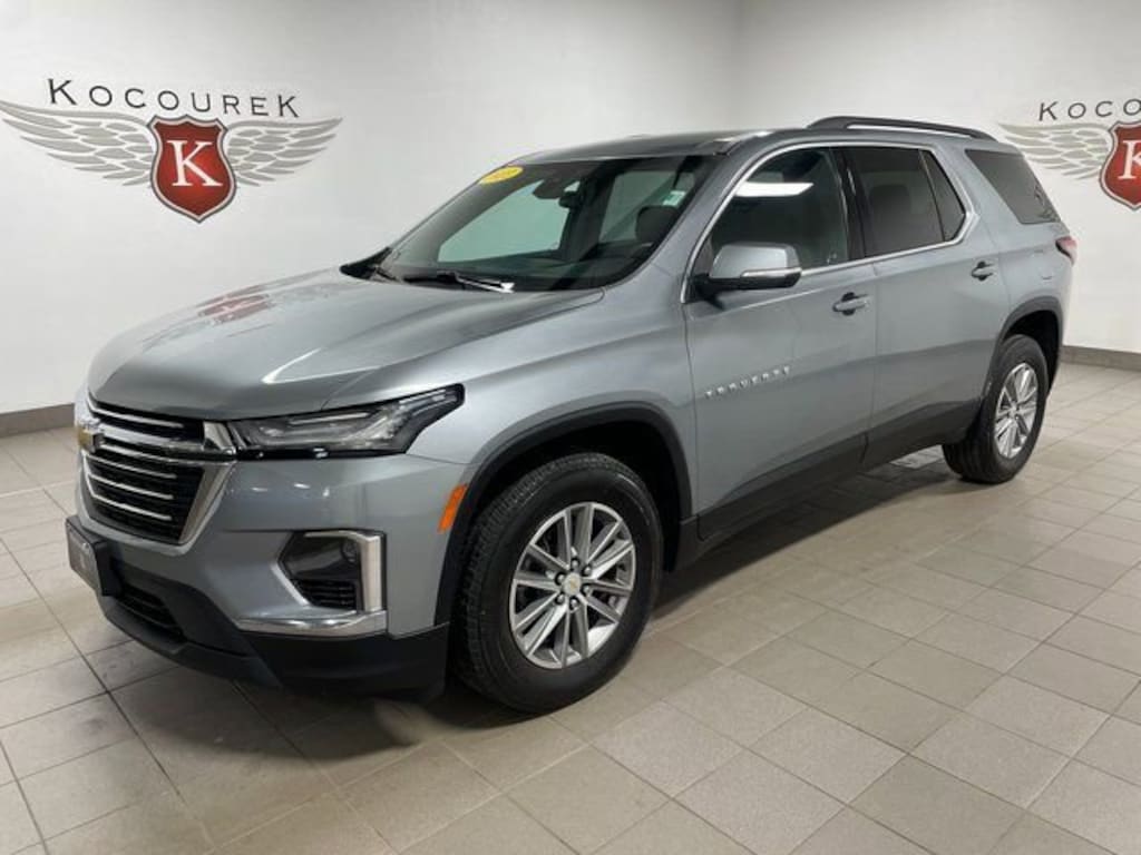 Used 2023 Chevrolet Traverse LT Cloth SUV
