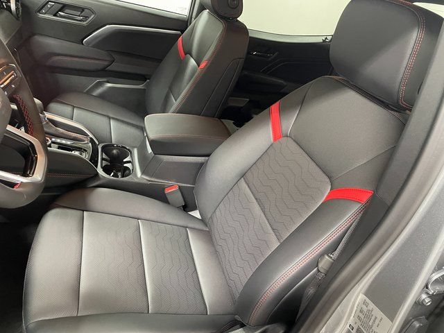 2026 Chevrolet Colorado Z71 - Photo 12