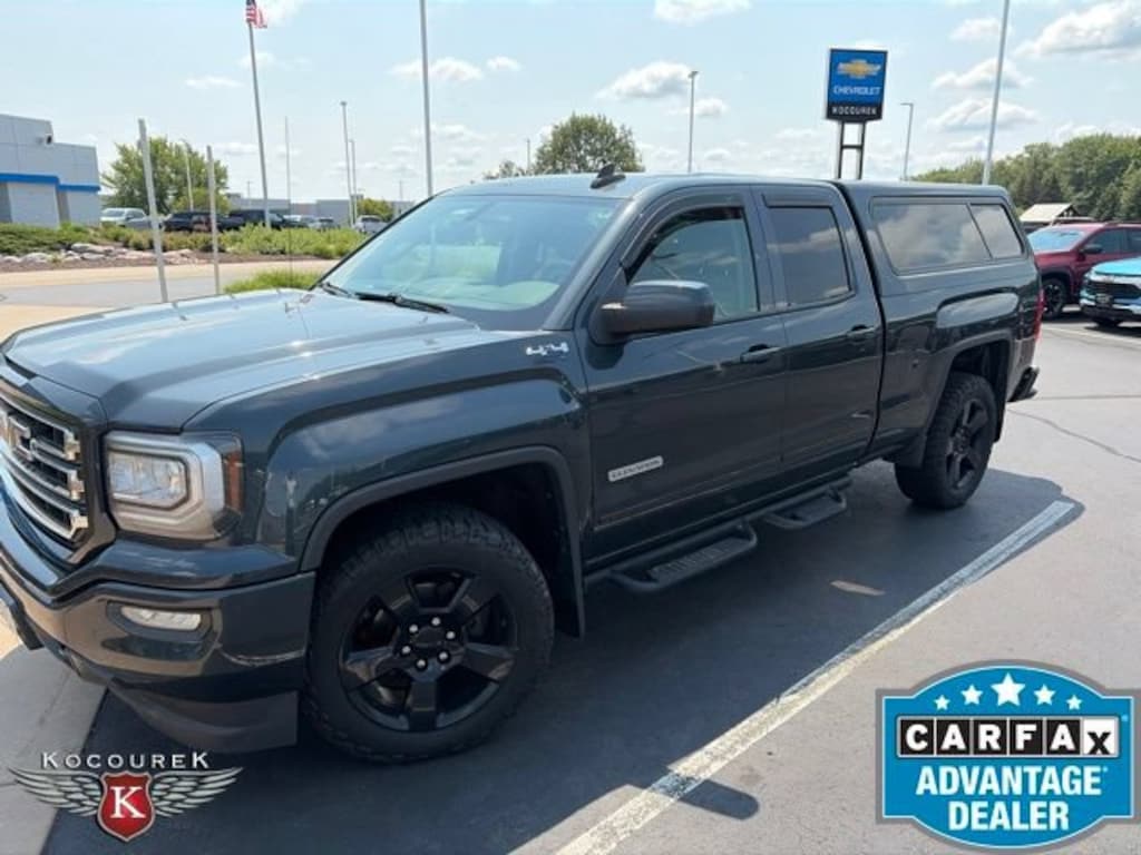 Used 2017 GMC Sierra 1500 4WD Double Cab 143.5 Truck