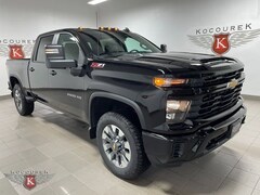 2025 Chevrolet Silverado 2500 HD Custom Truck
