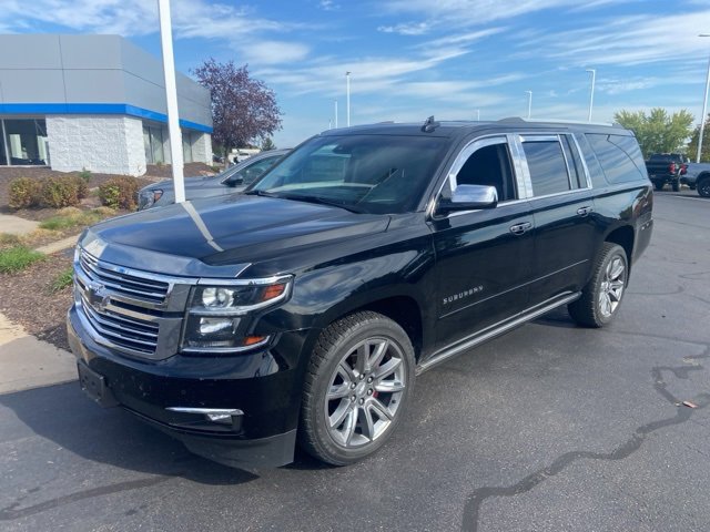 2017 Chevrolet Suburban Premier photo 2