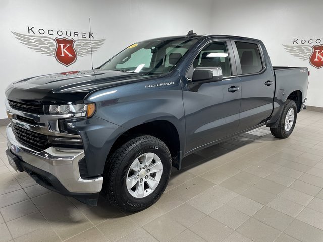 2019 Chevrolet Silverado 1500 LT photo 3