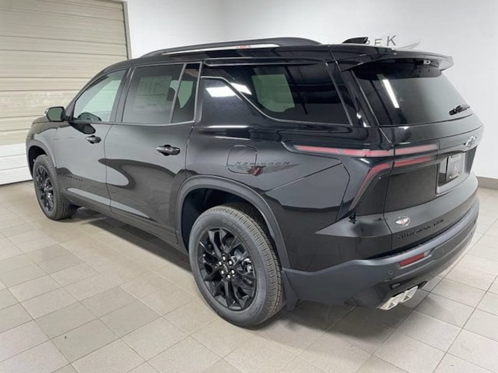 New 2026 Chevrolet Traverse LT SUV