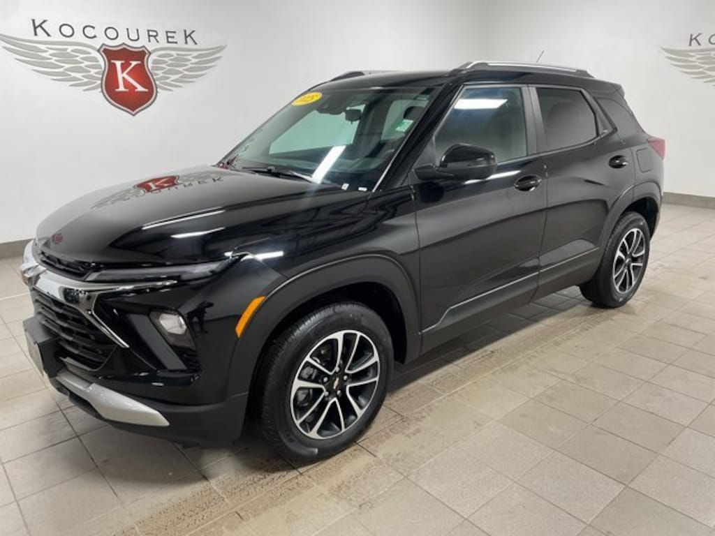 Used 2025 Chevrolet Trailblazer LT SUV