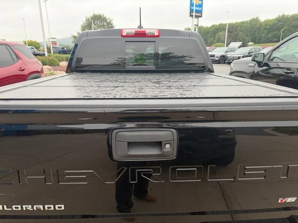 Used 2022 Chevrolet Colorado 4WD LT Truck