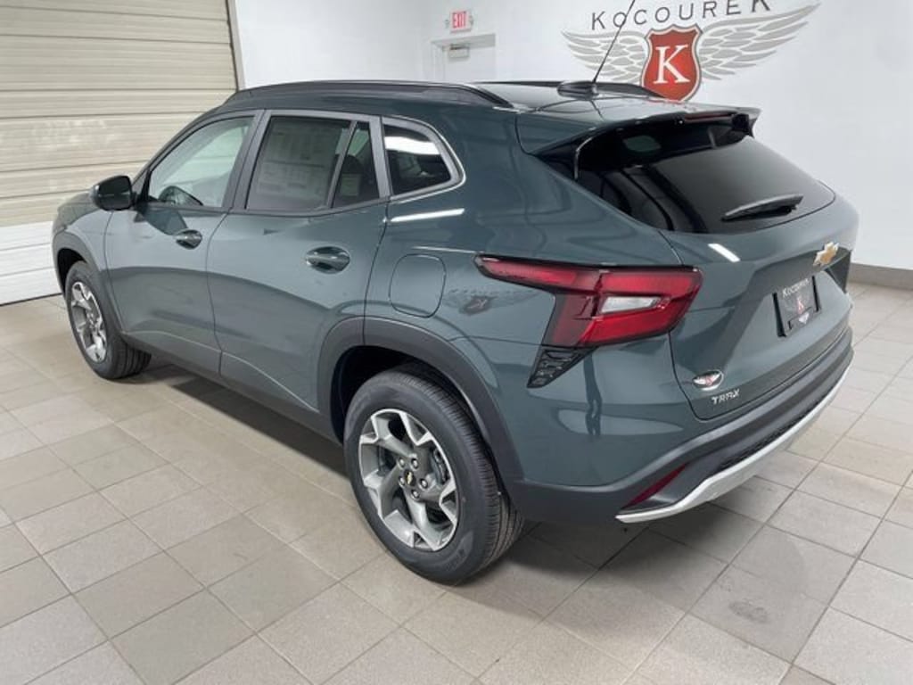 New 2026 Chevrolet Trax LT SUV