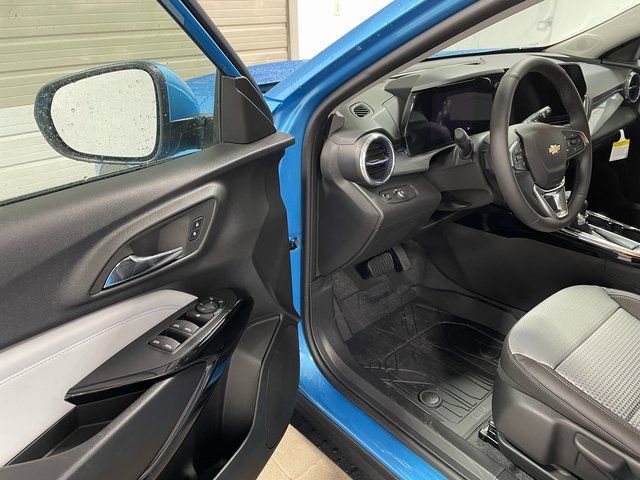 2026 Chevrolet Trax LT - Photo 10