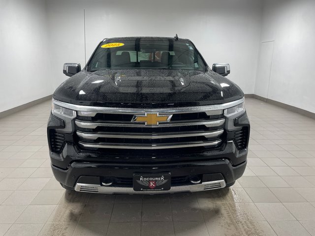 Used 2025 Chevrolet Silverado 1500 High Country with VIN 1GCUKJEL5SZ173810 for sale in Wausau, WI