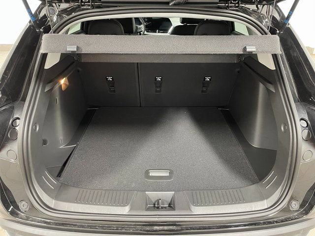 2026 Chevrolet Trax LT - Photo 24