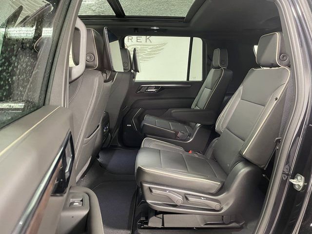 2026 Chevrolet Suburban Premier - Photo 21