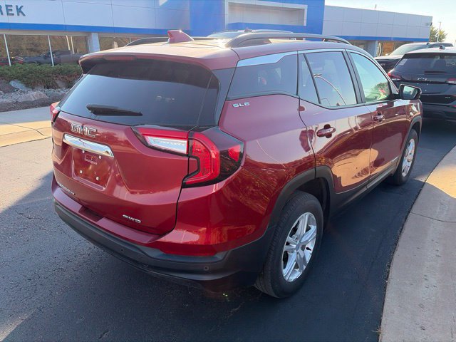 Used 2022 GMC Terrain SLE SUV