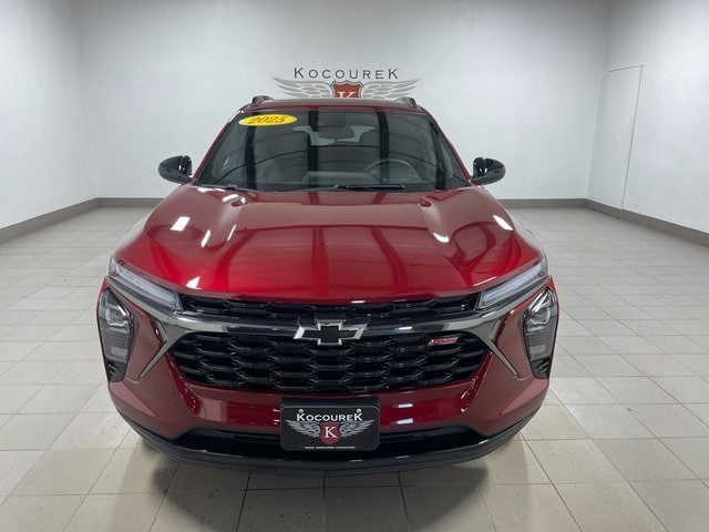 Used 2025 Chevrolet Trax 2RS with VIN KL77LJE21SC092546 for sale in Wausau, WI