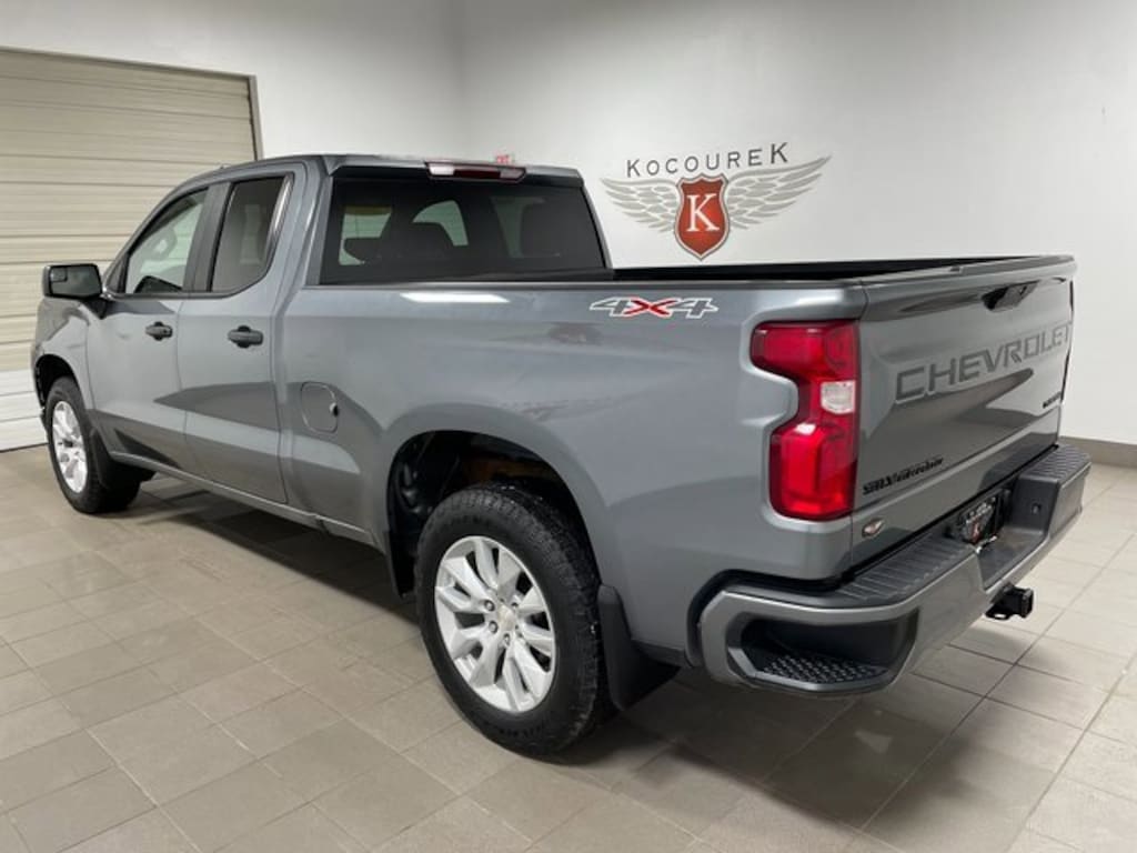 Used 2022 Chevrolet Silverado 1500 LTD Custom Truck