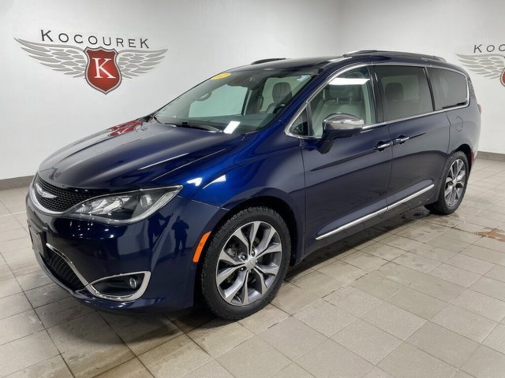 Used 2017 Chrysler Pacifica Limited