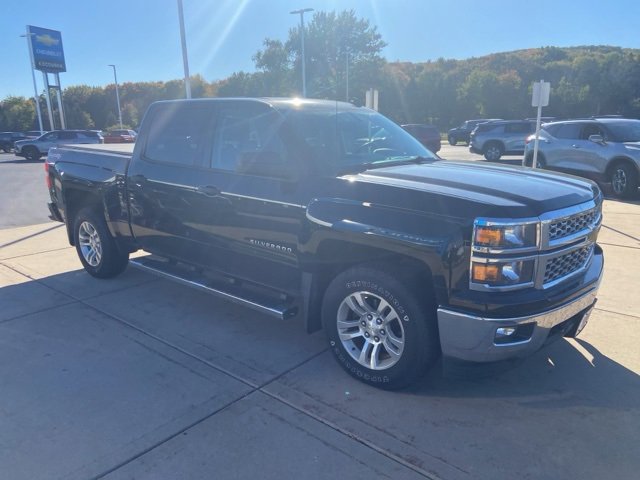 2014 Chevrolet Silverado 1500 LT photo 2