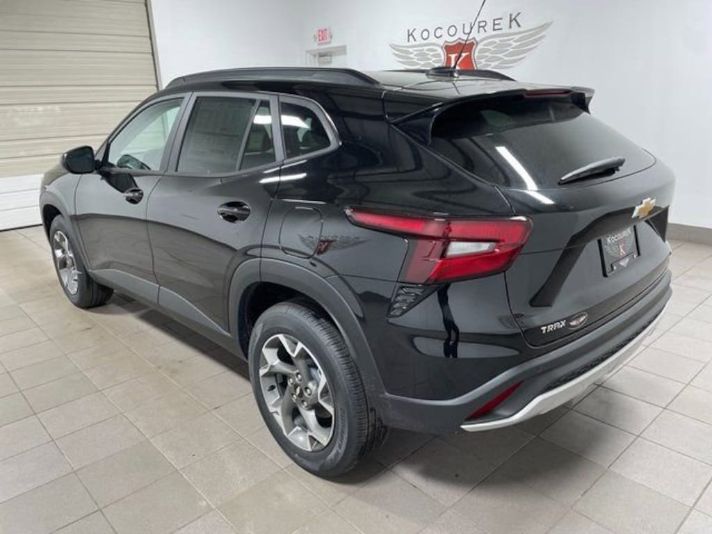 New 2026 Chevrolet Trax LT SUV