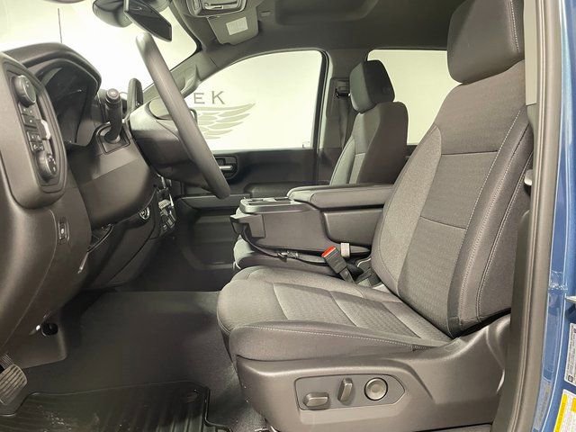 2026 Chevrolet Silverado 2500 HD Custom - Photo 11