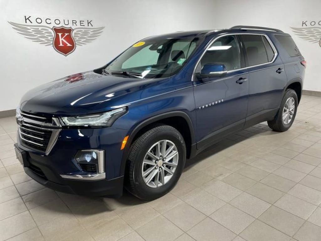 Used 2023 Chevrolet Traverse LT Cloth SUV