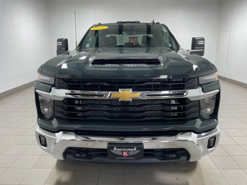 Used 2025 Chevrolet Silverado 2500 HD LT Truck